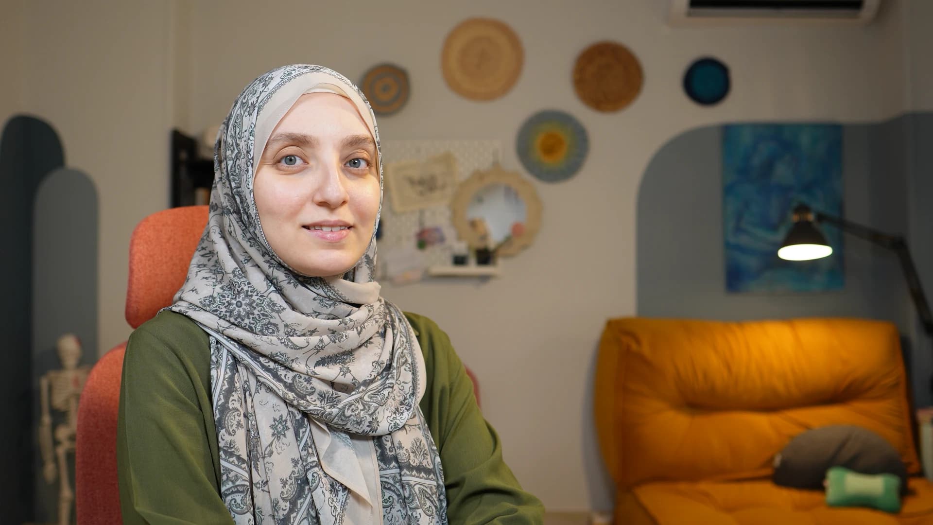 Yasmine Madkour, psychotherapist and body-oriented therapist
